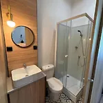 Bed & Breakfast Metro Pokoje&parking 3*