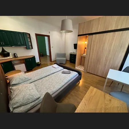 Metro & Parking 3* Sopot