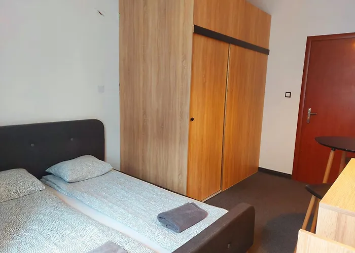 Metro & Parking 3* Sopot