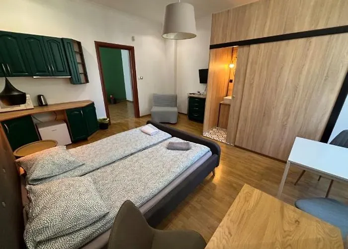 Metro & Parking 3* Sopot